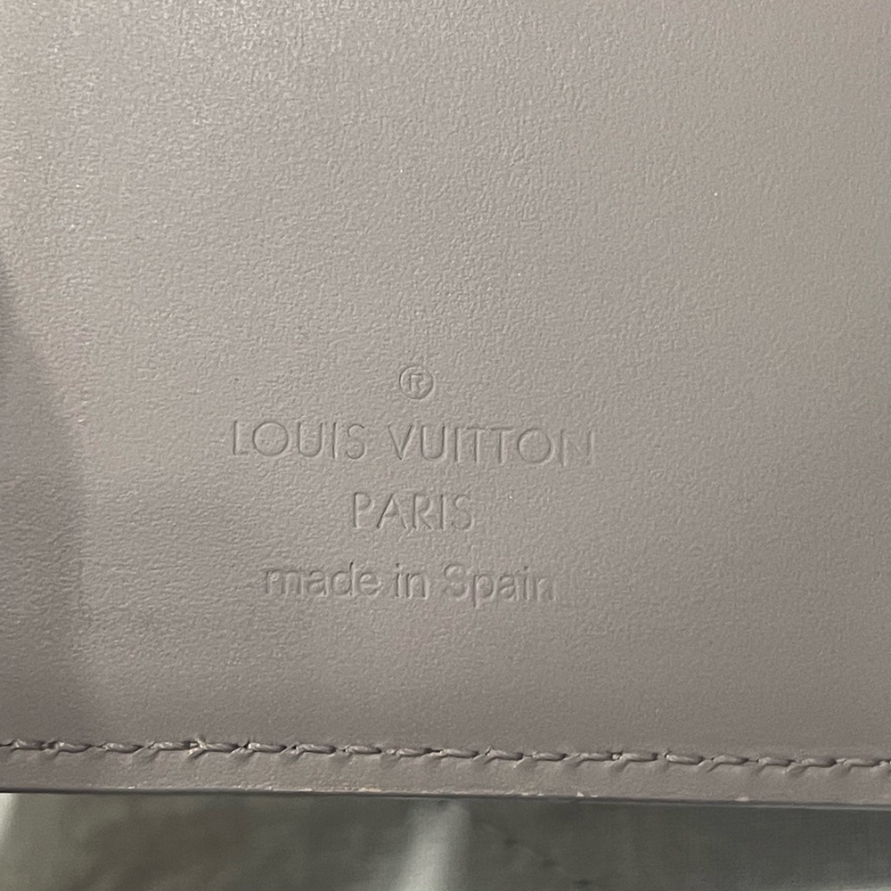 Louis Vuitton Epi Leather Notebook Cover — Eggplant - Picture 6 of 7